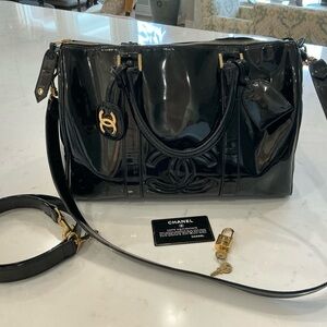 CHANEL Black Patent Leather Shoulder Boston Bag with Gold Hardware
